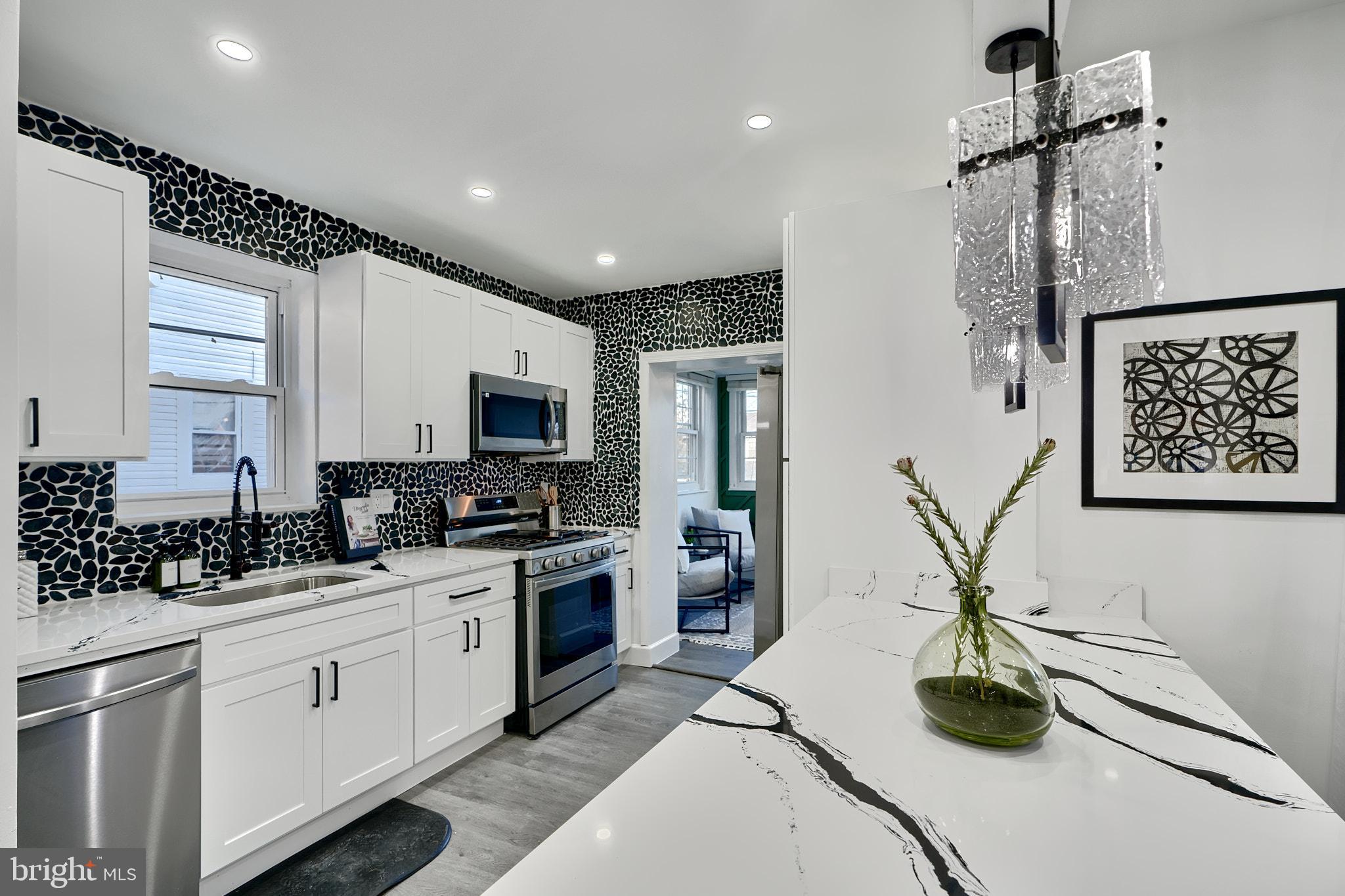 3707 Dennlyn Road Baltimore, MD 21215 - Photo 2 of 50 Gallery Image 2