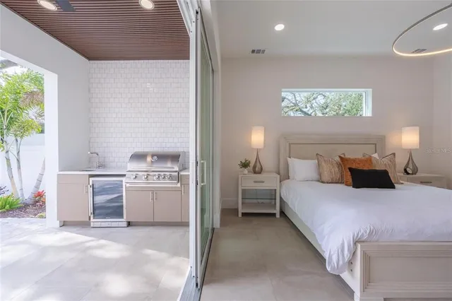 $1,775,000 | 2430 Floyd Street, Sarasota, FL 34239