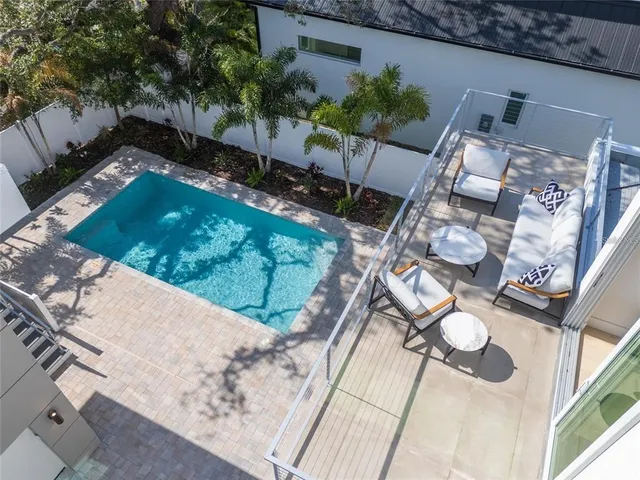 $1,775,000 | 2430 Floyd Street, Sarasota, FL 34239