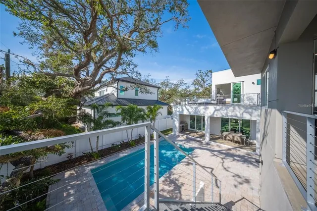 $1,775,000 | 2430 Floyd Street, Sarasota, FL 34239