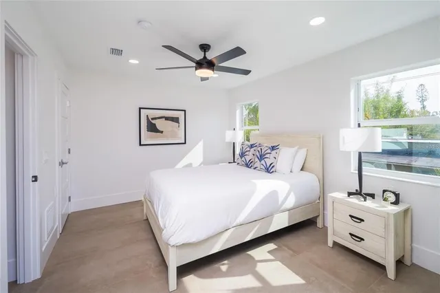 $1,775,000 | 2430 Floyd Street, Sarasota, FL 34239