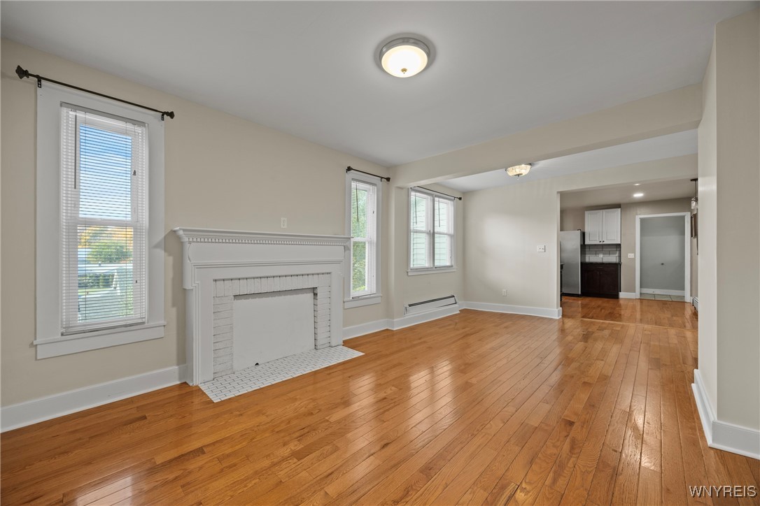 345 South 4th Street Lewiston, NY 14092 - Photo 7 of 43 Family Room/Dining Area