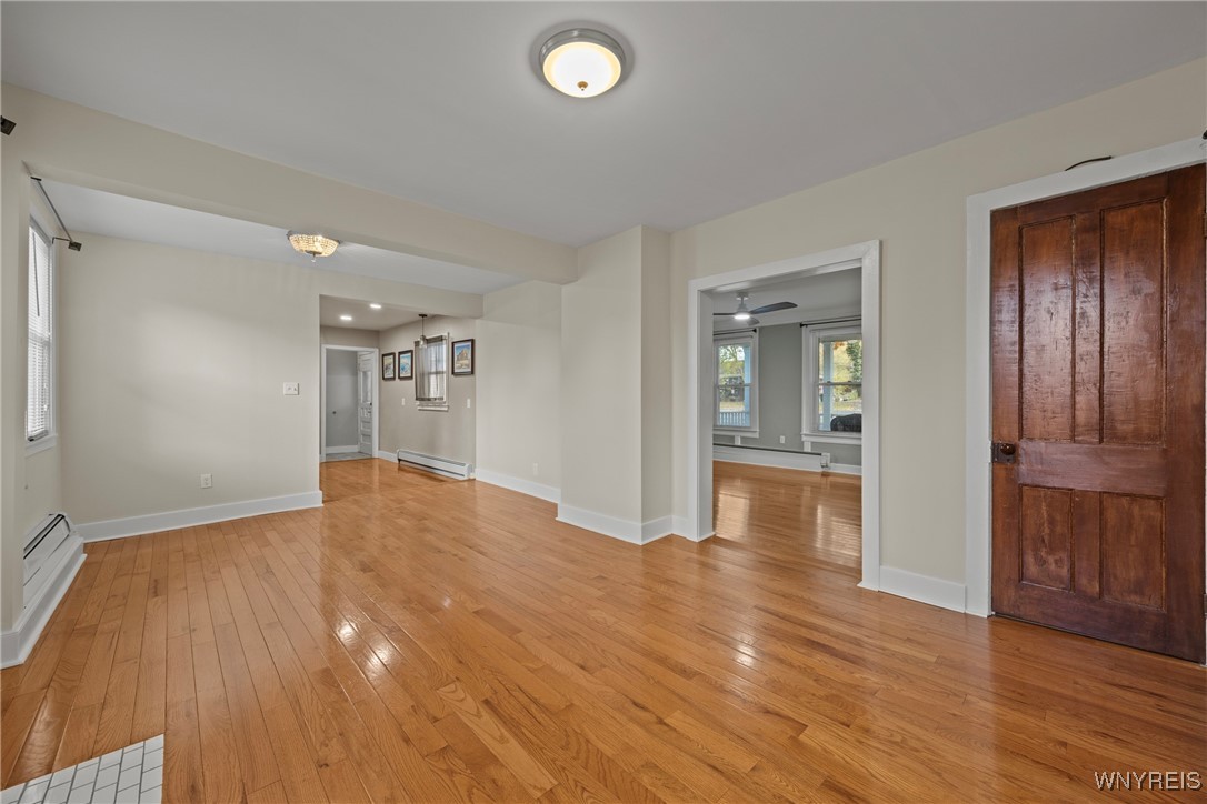 345 South 4th Street Lewiston, NY 14092 - Photo 10 of 43
Family Room/Dining A