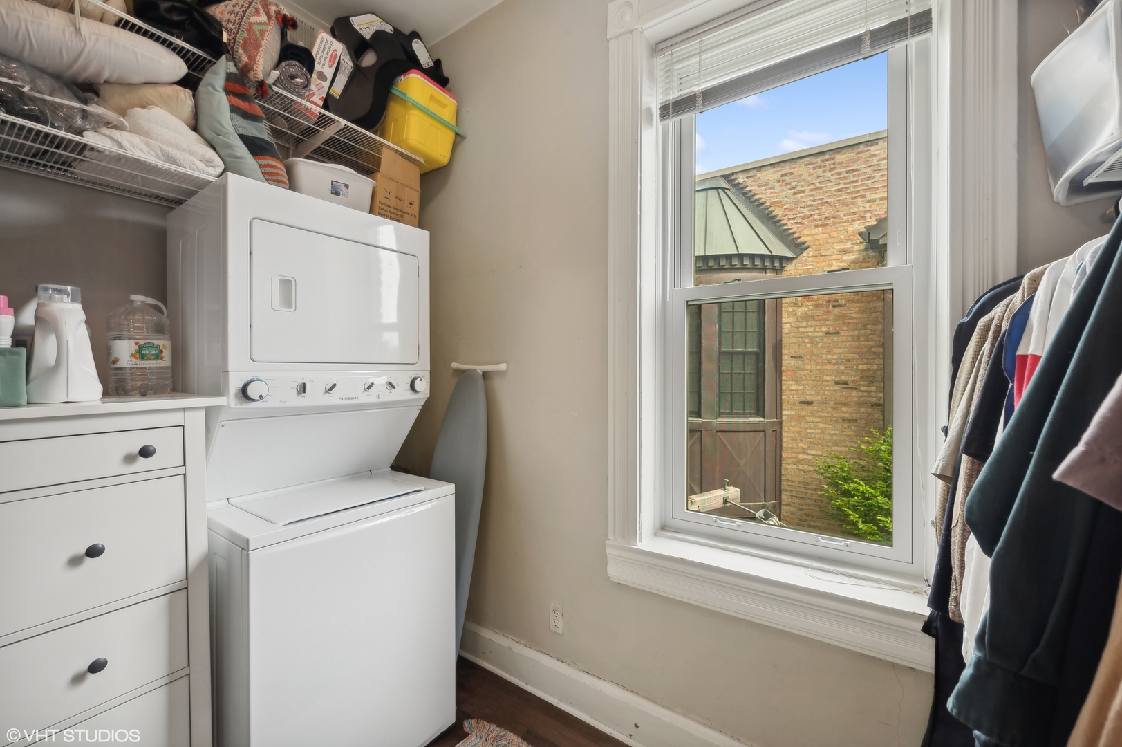 2011 North Racine Avenue, Unit 3 Chicago, IL 60614 - Photo 17 of 19 Gallery Image 17