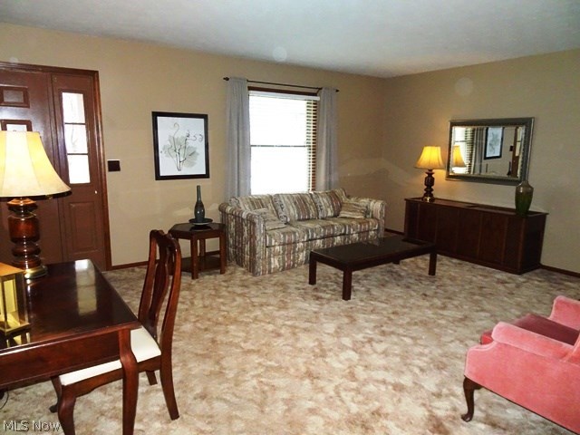 3931 Greentree Road Stow, OH 44224 - Photo 3 of 17 Gallery Image 3
