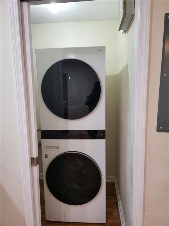 887 Bridgewater Street Southwest, Unit A Atlanta, GA 30310 - Photo 19 of 21 a utility room with dryer and washer