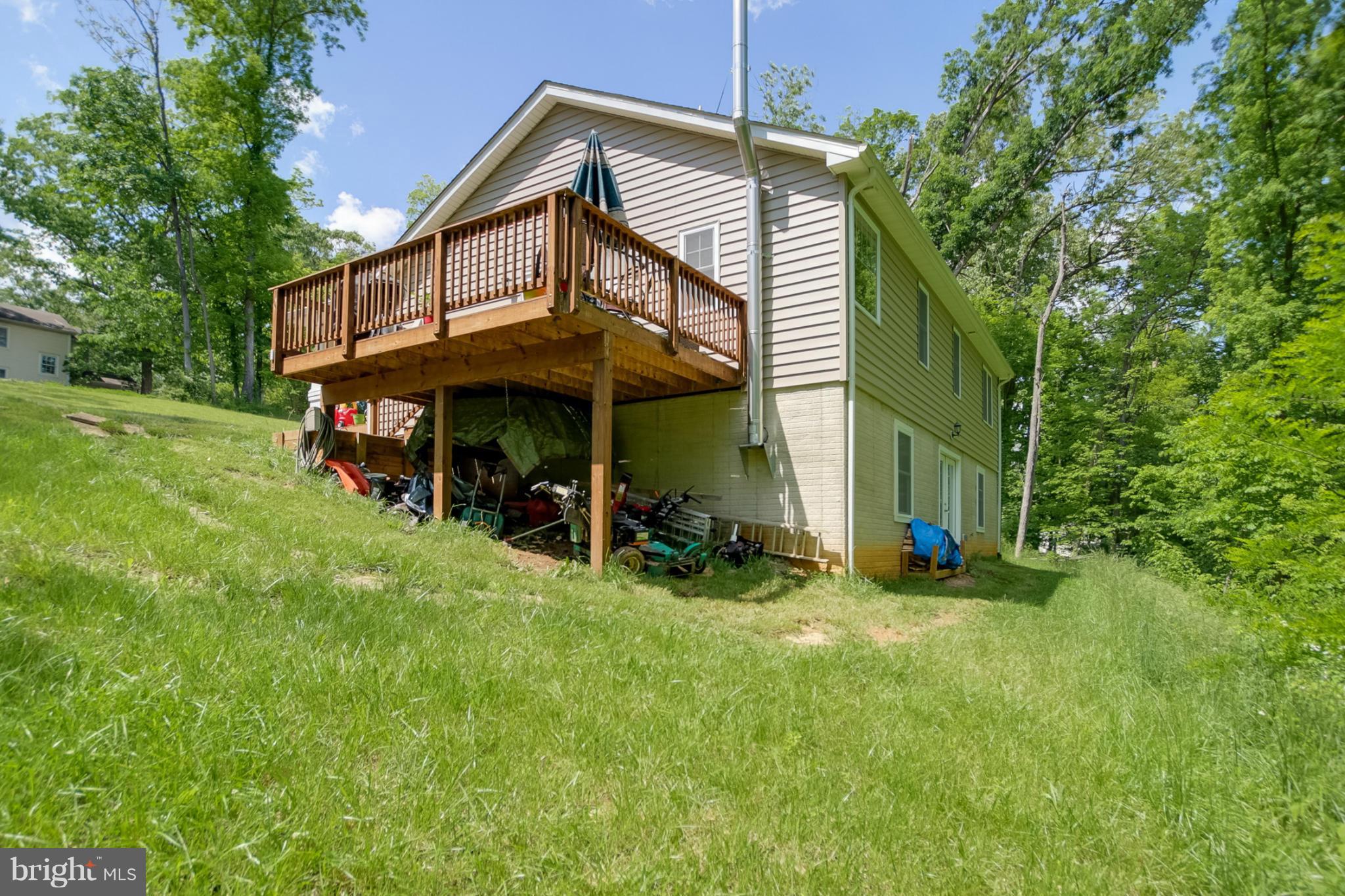 246 Mulberry Road Front Royal, VA 22630 - Photo 4 of 19 Exterior (Rear)