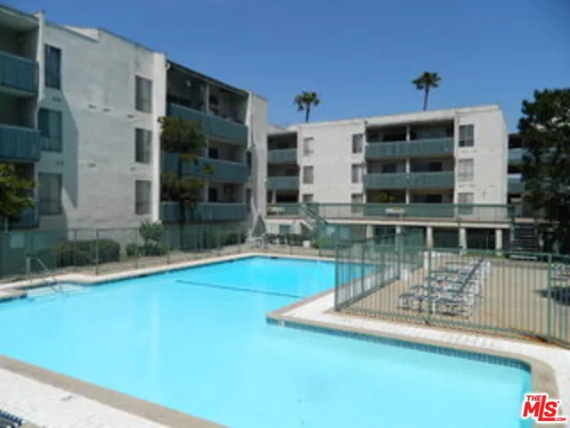 $2,750 | 550 West Regent Street, Unit 345, Inglewood, CA 90301