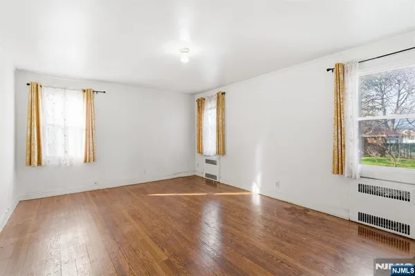 $450,000 | 327 Field Place, Hillside, NJ 07205