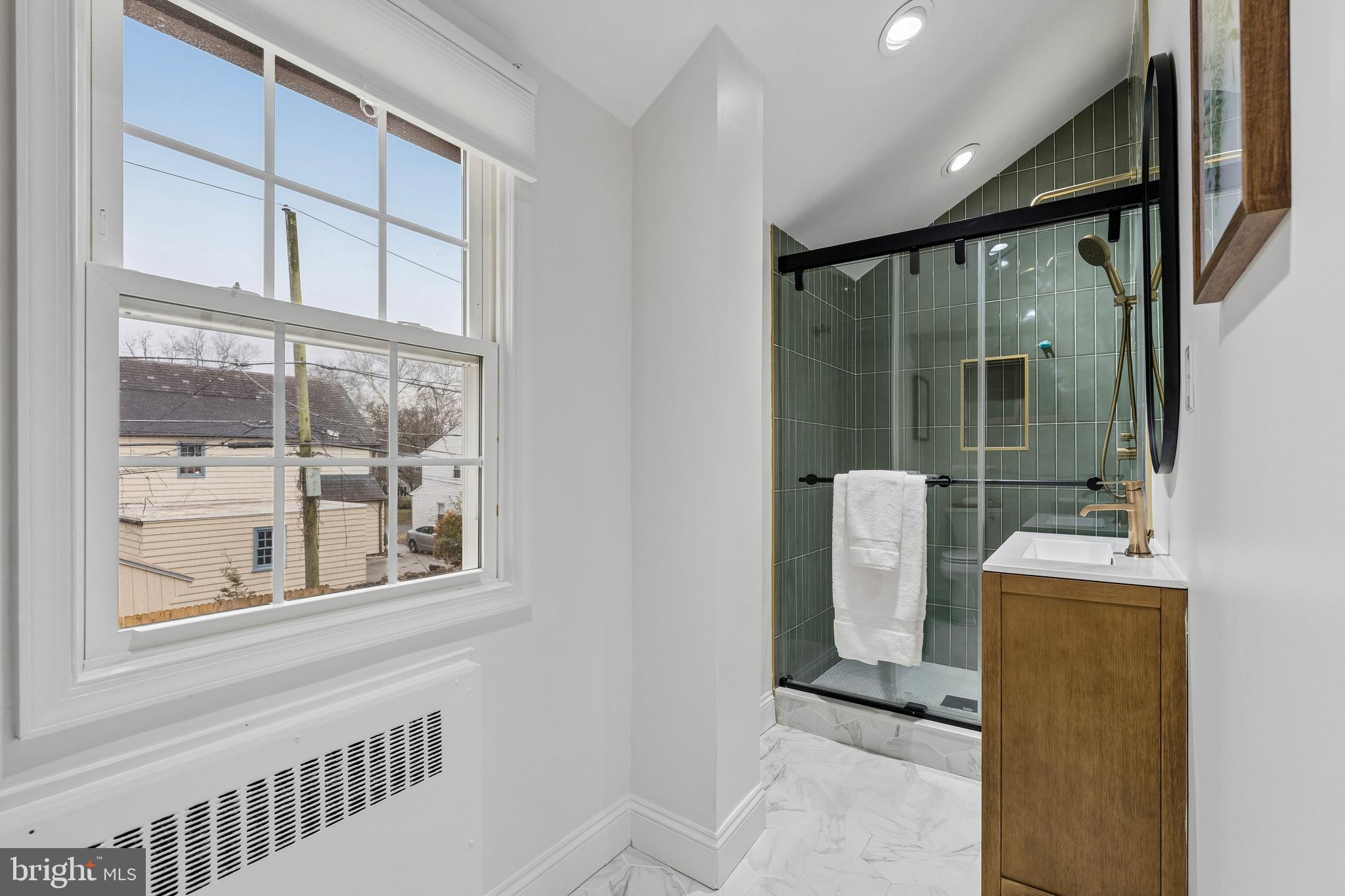 146 Henley Road Wynnewood, PA 19096 - Photo 20 of 33 Recently Renovated Primary Bath