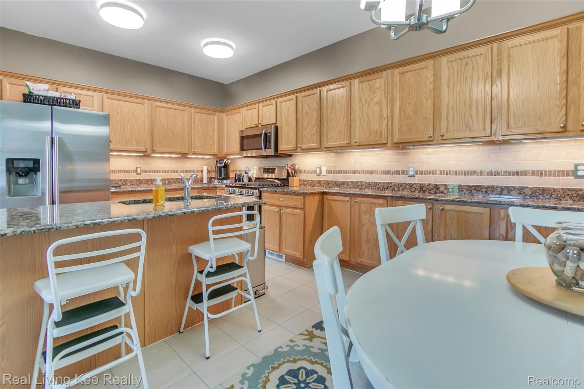 5036 Mesa Drive Utica, MI 48316 - Photo 20 of 35 5036_Mesa - HD Drone Photography-16.jpg