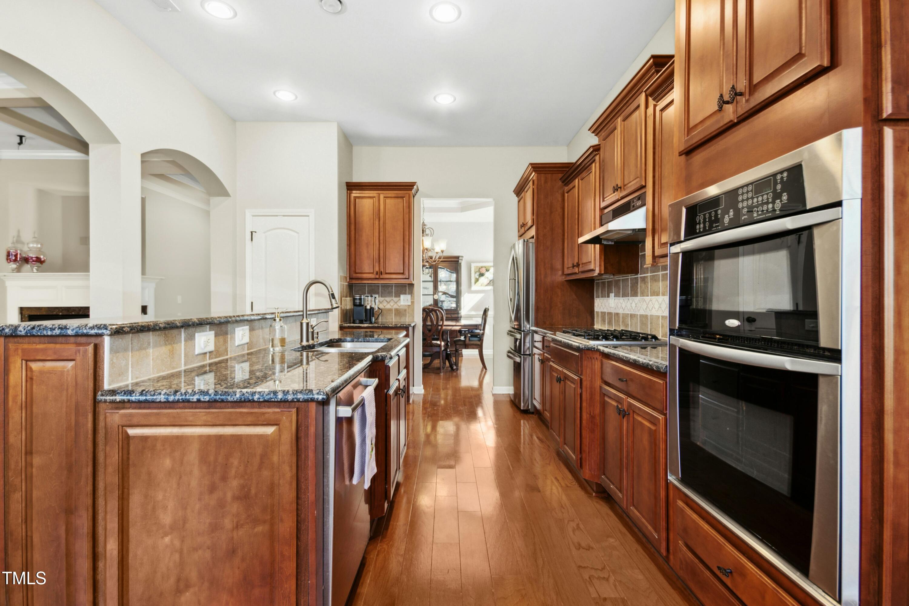 6103 Leesburg Lane Raleigh, NC 27617 - Photo 9 of 27 010-479202-IMG_3855