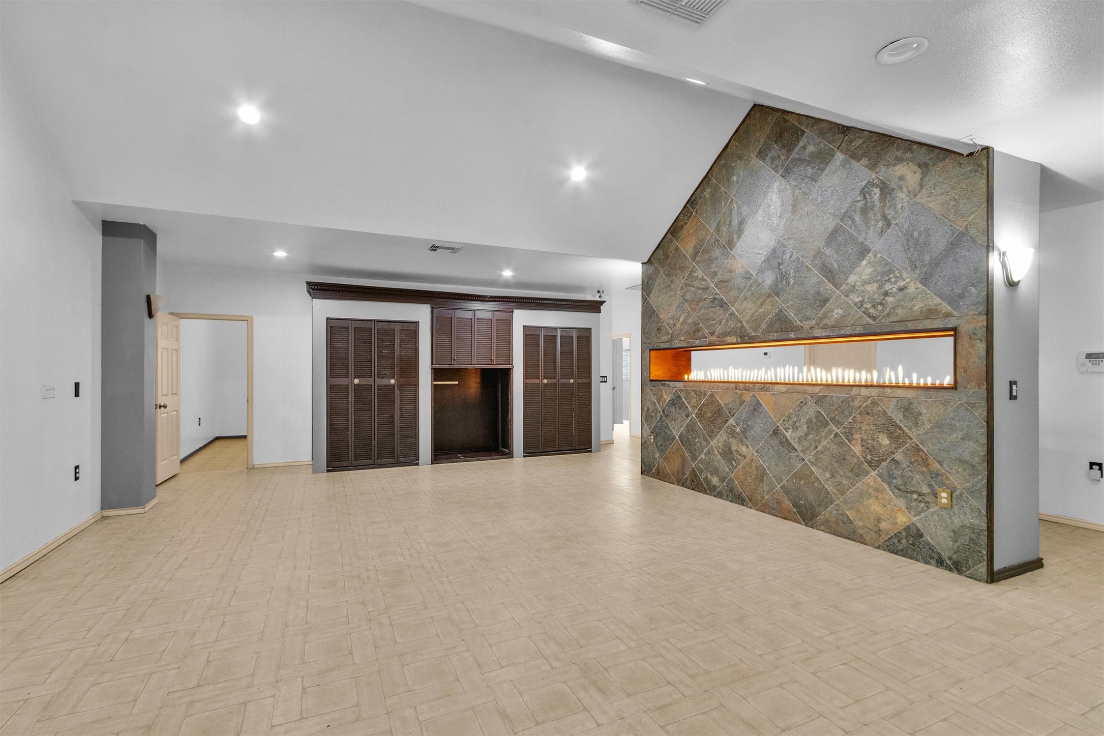 17884 Nonesuch Road Conroe, TX 77306 - Photo 17 of 40 Gallery Image 17