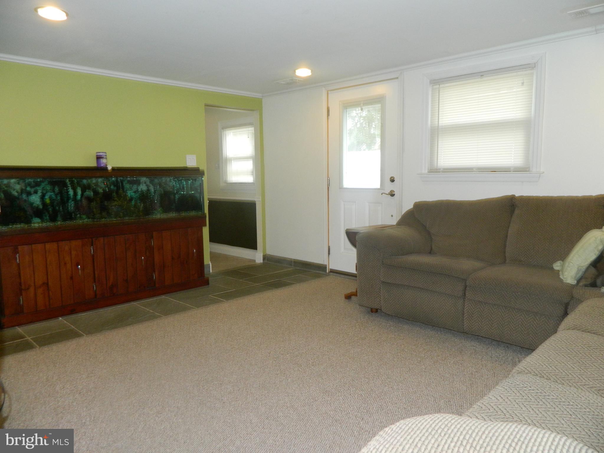 1310 Beaver Road Southampton, PA 18966 - Photo 5 of 24 family room