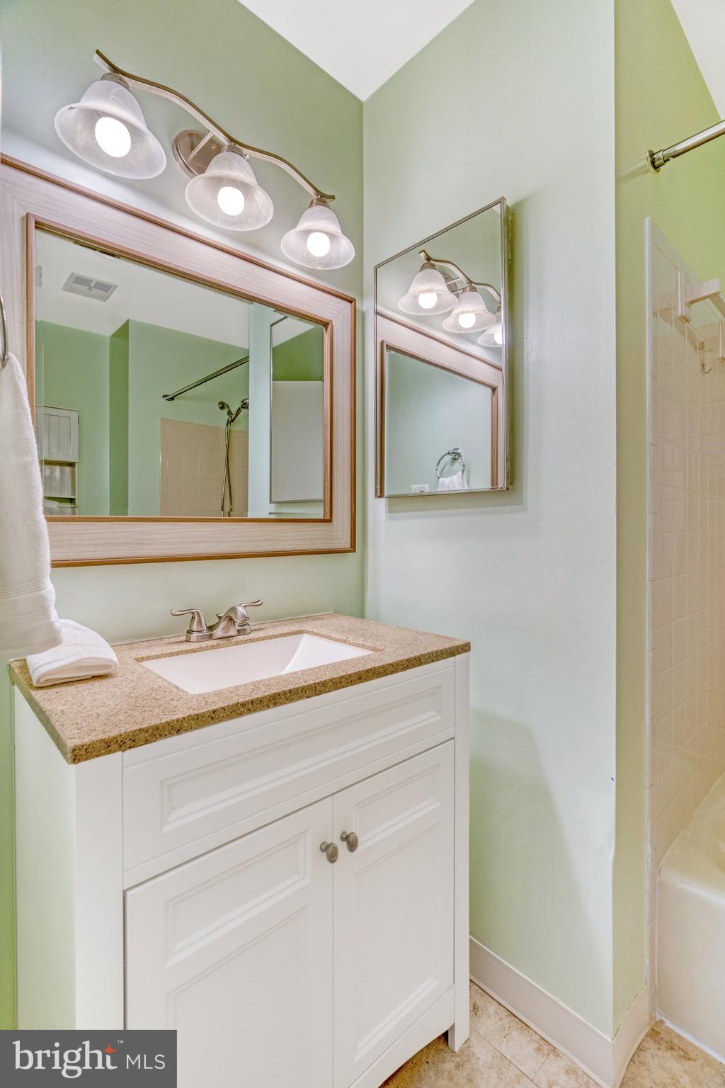 2025 Sarazen Place Reston, VA 20191 - Photo 23 of 52 Gallery Image 23