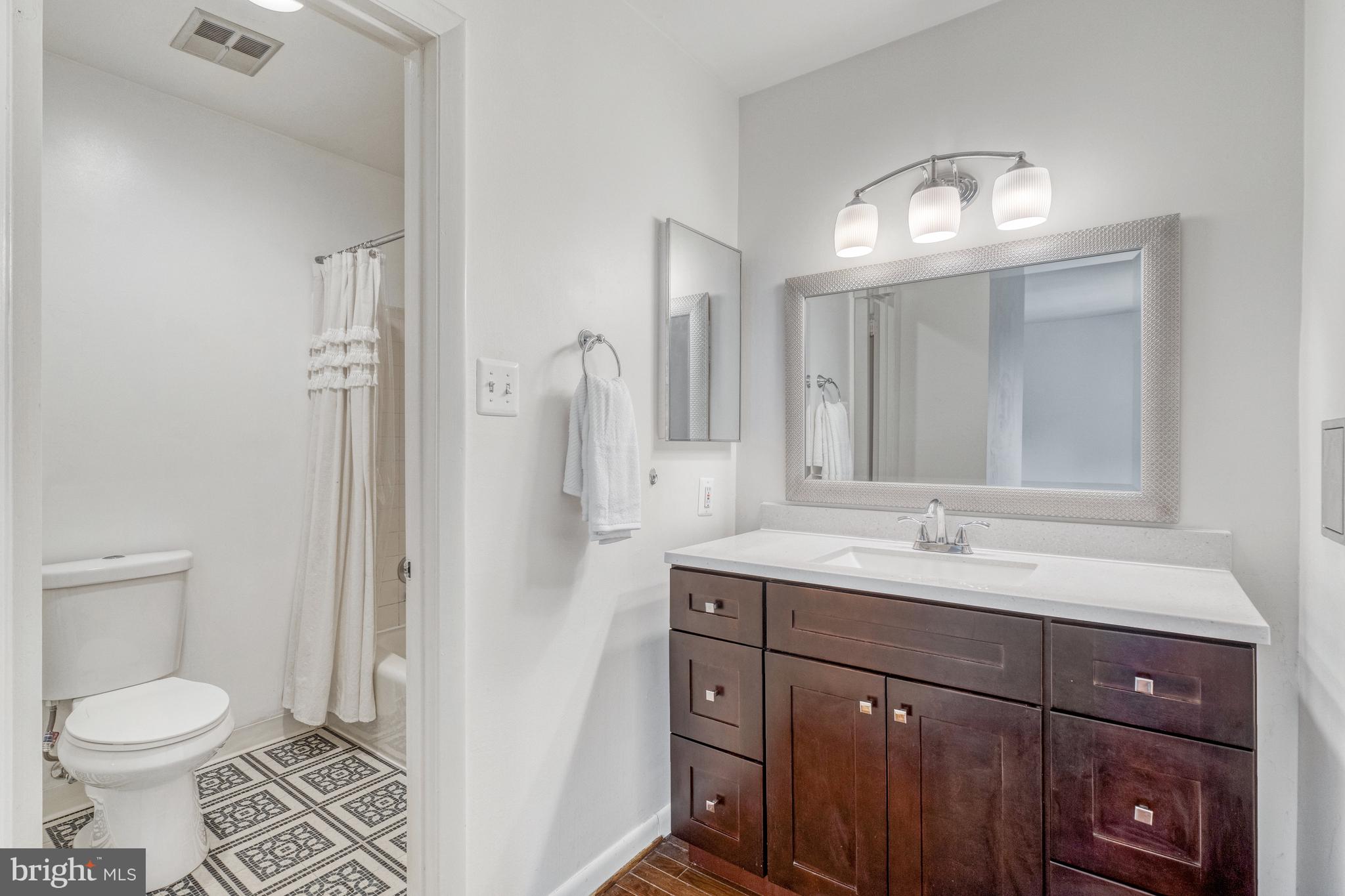 2025 Sarazen Place Reston, VA 20191 - Photo 34 of 52 Gallery Image 34