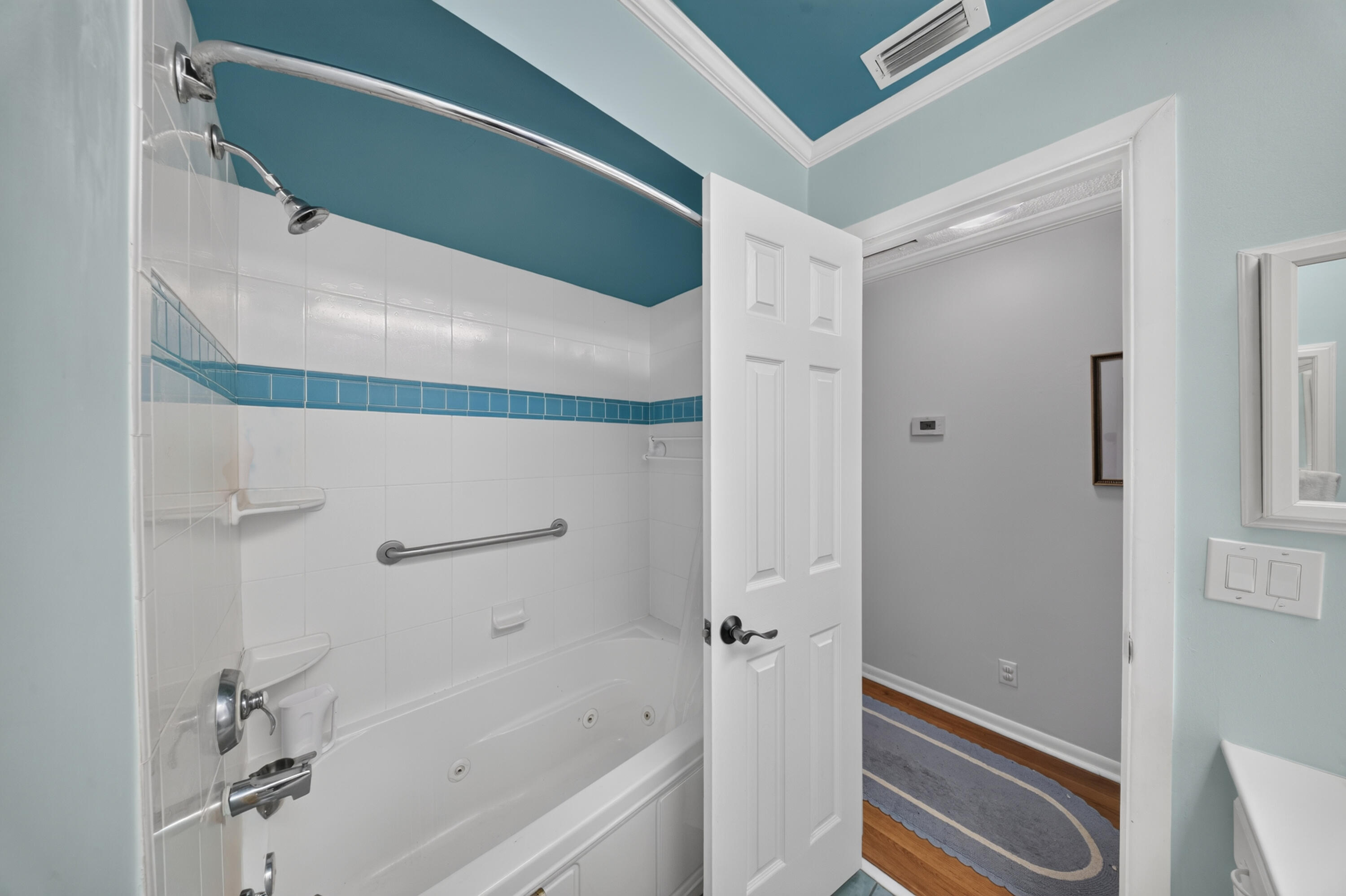 6007 Raintree Trail Fort Pierce, FL 34982 - Photo 20 of 35 Bathroom 2