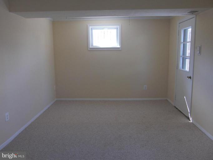 1504 Coat Ridge Road Herndon, VA 20170 - Photo 8 of 28 Bedroom #4