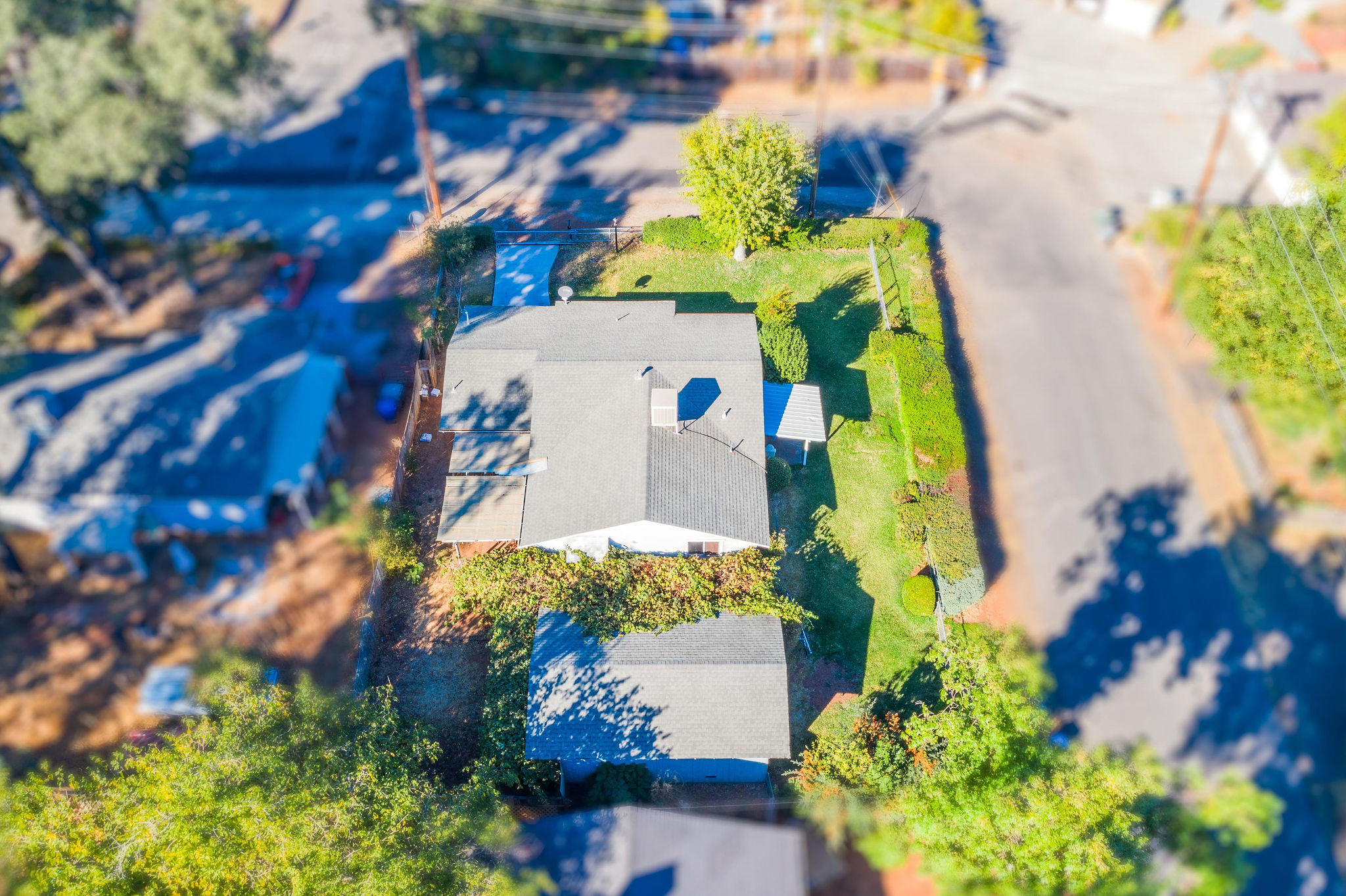 1138 Layton Road Redding, CA 96002 - Photo 21 of 22 a view of yard
