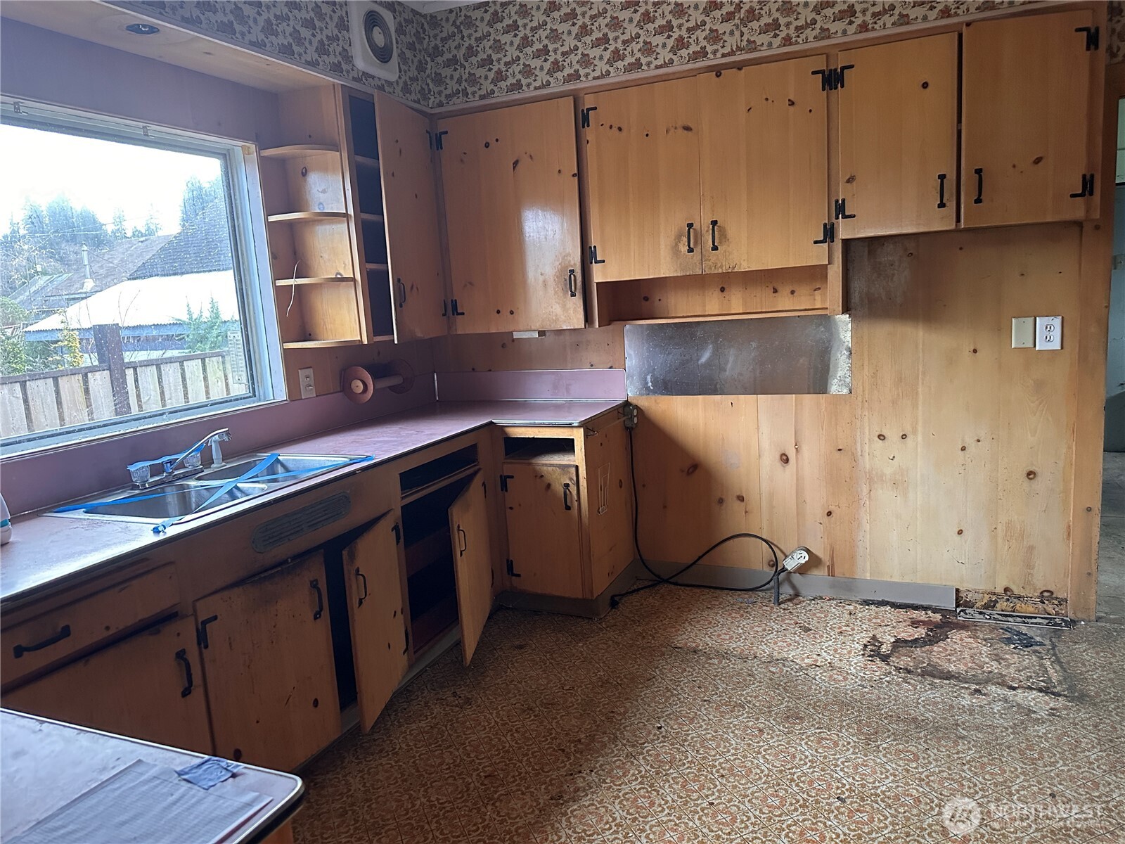 1112 4th Street Cosmopolis, WA 98537 - Photo 21 of 31