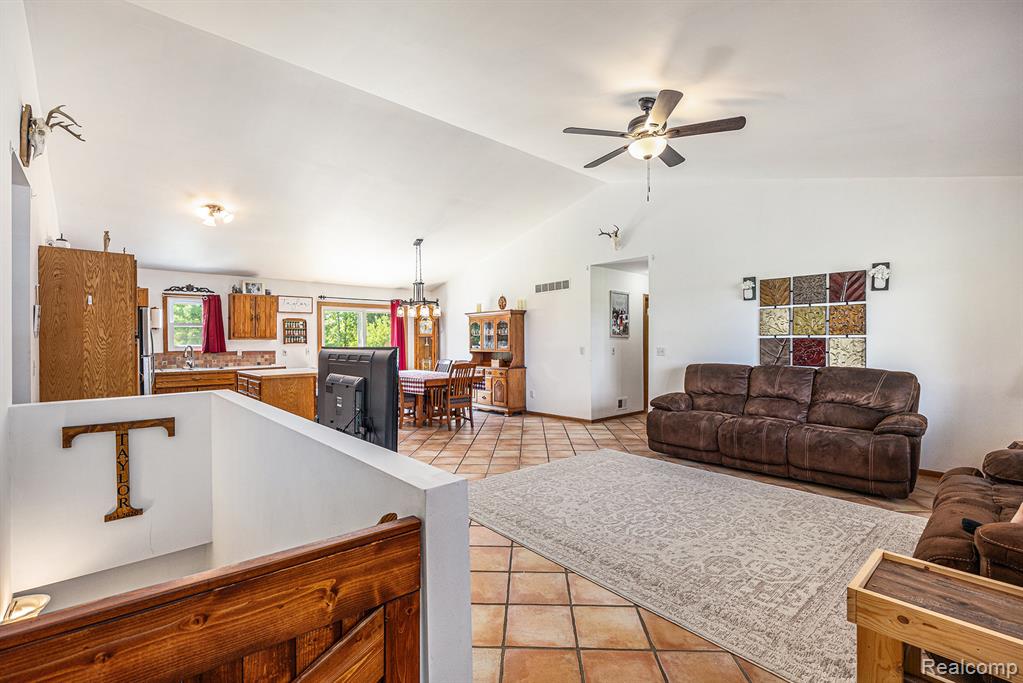 2866 Graham Road Imlay City, MI 48444 - Photo 5 of 30