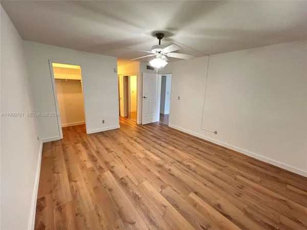 $1,500 | 1540 Northeast 191st Street, Unit 122, Miami, FL 33179