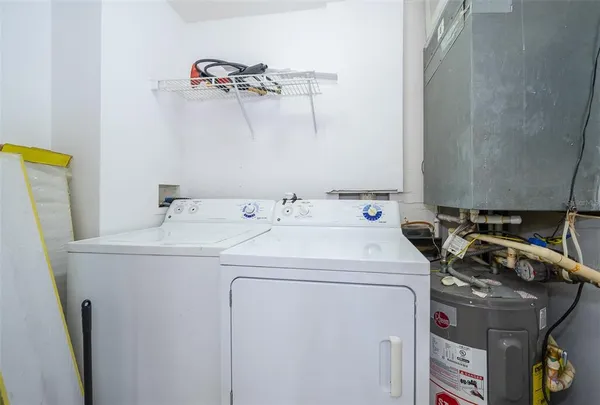 $2,050 | 6413 Astor Village Avenue, Unit 206, Orlando, FL 32835