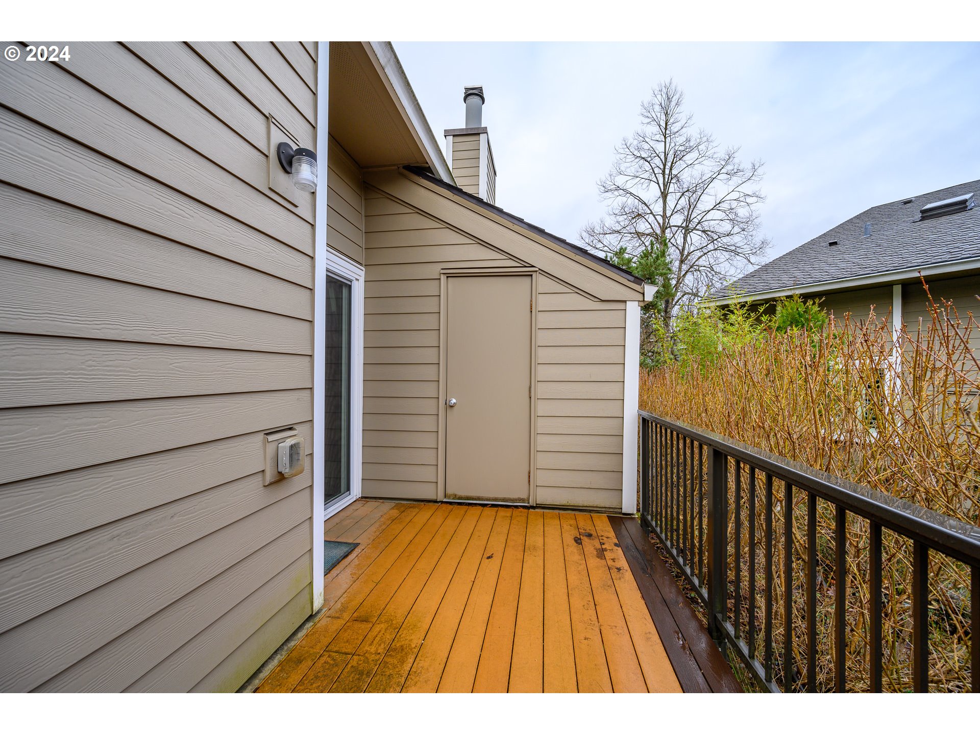 4664 Southwest Comus Place, Unit 2H Portland, OR 97219 - Photo 23 of 30 Storage