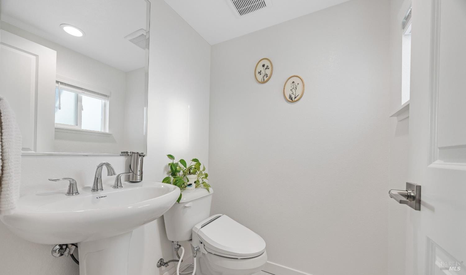 1747 Linden Lane Santa Rosa, CA 95404 - Photo 11 of 30