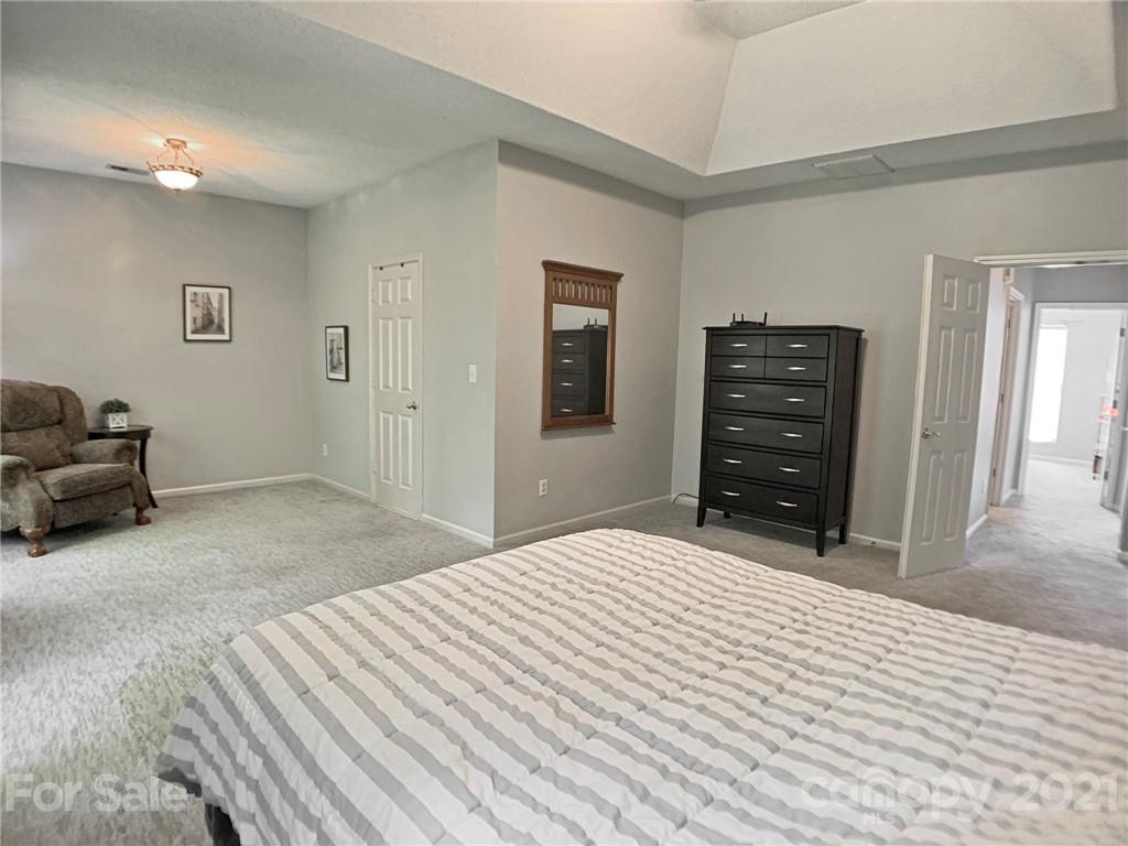 7320 Rothmore Street Charlotte, NC 28215 - Photo 14 of 32 Gallery Image 14