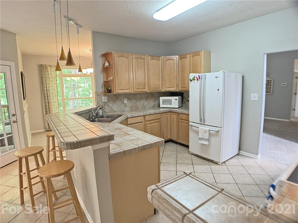 7320 Rothmore Street Charlotte, NC 28215 - Photo 7 of 32 Gallery Image 7