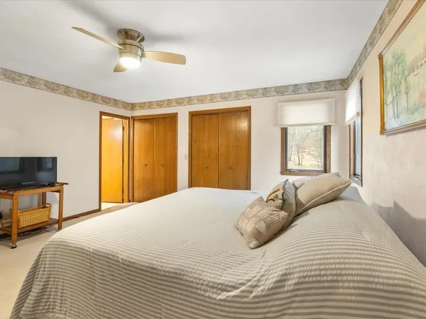 $379,900 | 548 Baintree Road, Lake Summerset, IL 61019