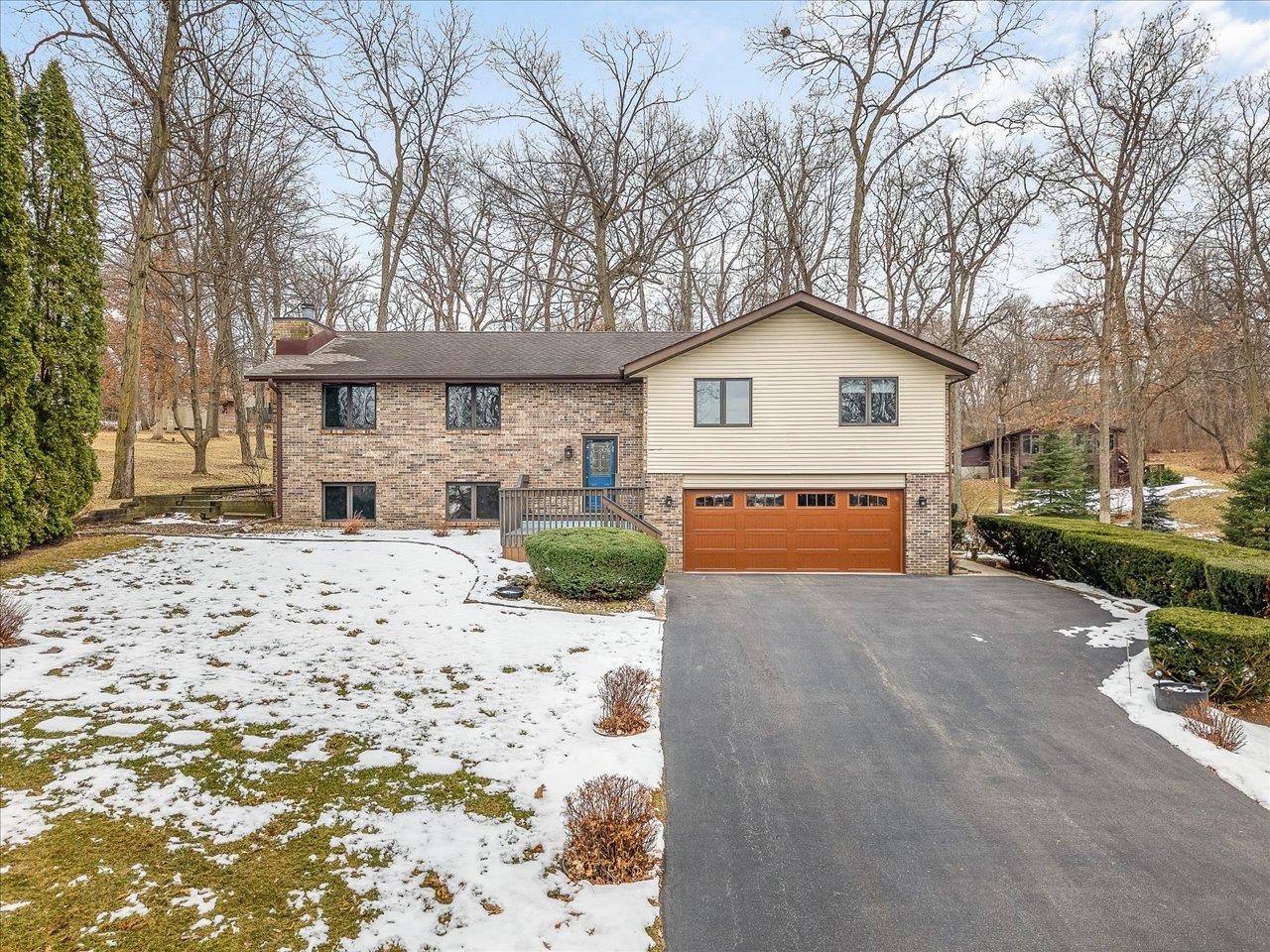 548 Baintree Road Lake Summerset, IL 61019 - Photo 2 of 71