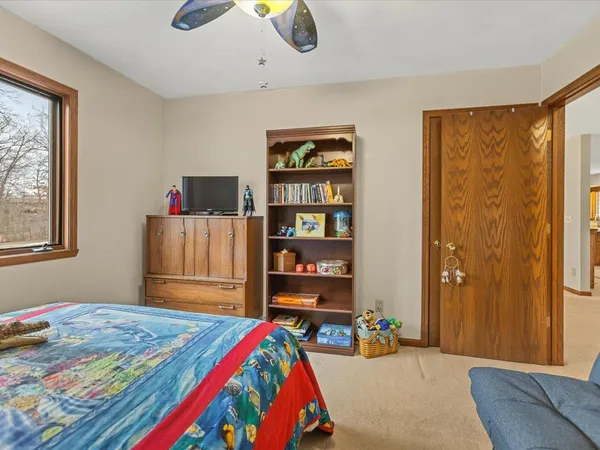 $379,900 | 548 Baintree Road, Lake Summerset, IL 61019