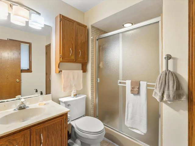 $379,900 | 548 Baintree Road, Lake Summerset, IL 61019