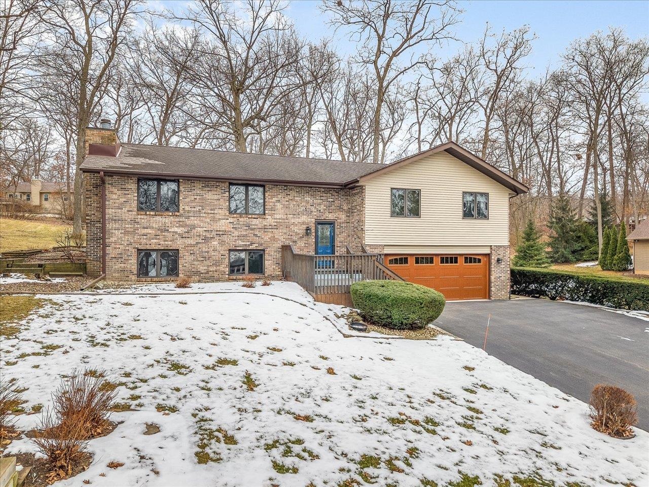 548 Baintree Road Lake Summerset, IL 61019 - Photo 3 of 71