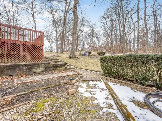 $379,900 | 548 Baintree Road, Lake Summerset, IL 61019