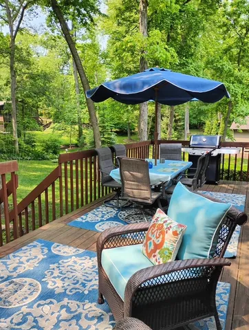 $379,900 | 548 Baintree Road, Lake Summerset, IL 61019