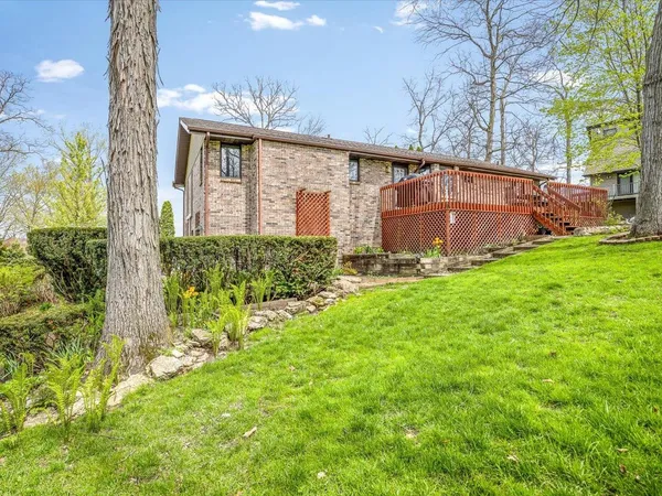 $379,900 | 548 Baintree Road, Lake Summerset, IL 61019