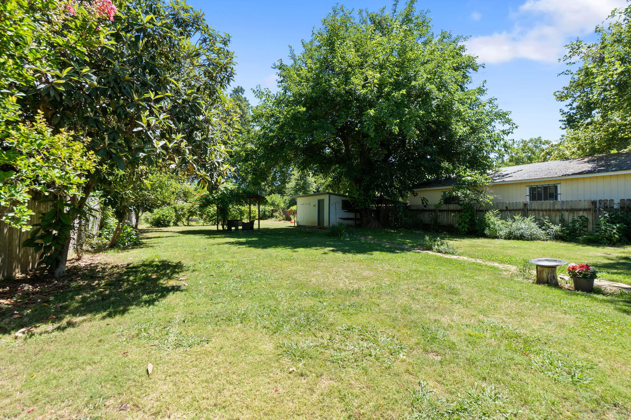 5039 Bidwell Road Redding, CA 96001 - Photo 30 of 41 50-web-or-mls-BiggerFlow Real Estate Med