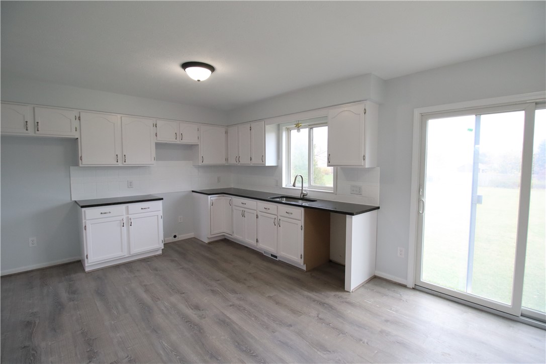 30 Tyler Trail Parma, NY 14468 - Photo 3 of 22