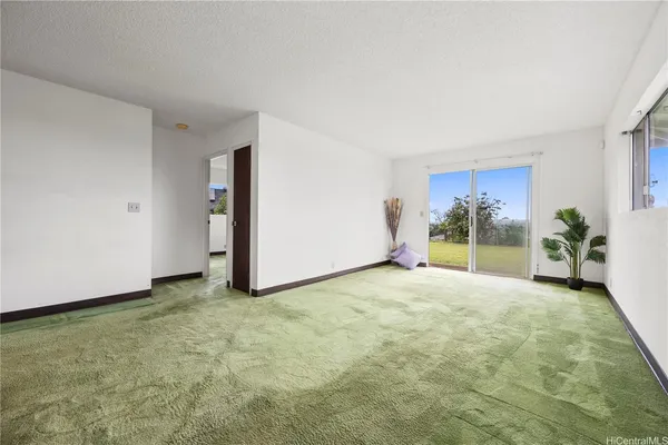 $915,000 | 94-111 Kaaholo Place, Waipahu, HI 96797