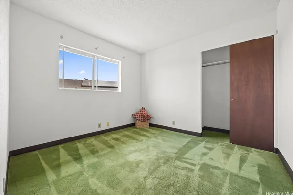 $915,000 | 94-111 Kaaholo Place, Waipahu, HI 96797