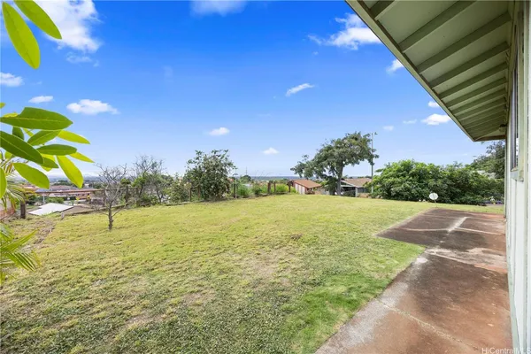 $915,000 | 94-111 Kaaholo Place, Waipahu, HI 96797
