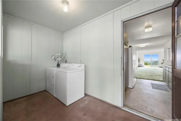 $915,000 | 94-111 Kaaholo Place, Waipahu, HI 96797