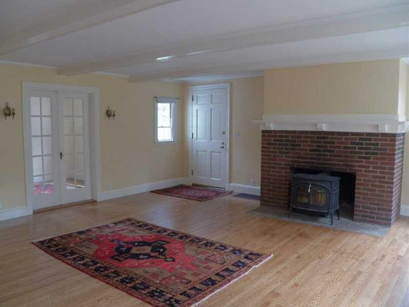525 Egypt Road Damariscotta, ME 04543 - Photo 8 of 15 Living Room.
