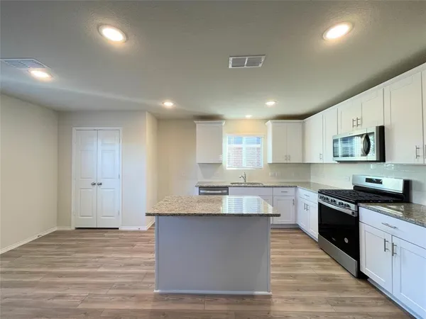 $2,500 | 16020 Rein Avenue, Haslet, TX 76052