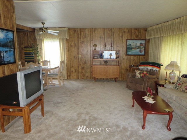 8496 Pinelli Road Sedro-Woolley, WA 98284 - Photo 3 of 10 Gallery Image 3