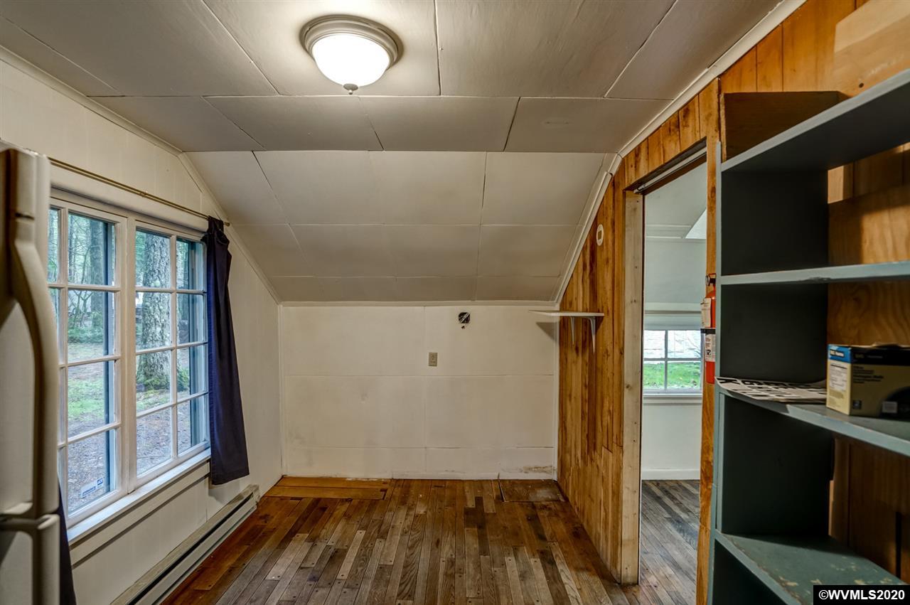 35146 North Fork Road Lyons, OR 97358 - Photo 14 of 33
