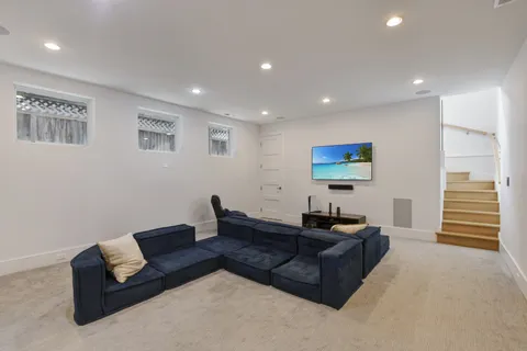 $1,995,000 | 3012 North Hoyne Avenue, Chicago, IL 60618